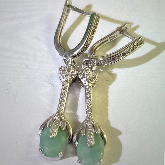 Silver Rhodium Plated Emerald (6.4ct) earrings Pendant and Ring Set. - Picture 4 of 5